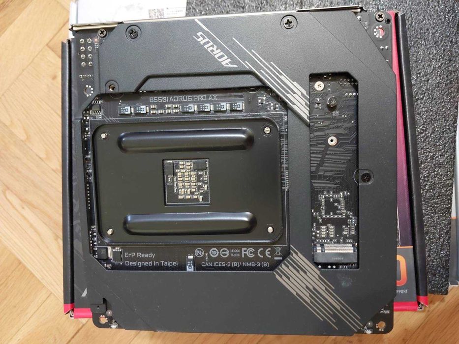 AMD Ryzen 5 5600GT + Gigabyte B550i Aorus Pro AX Wi-Fi