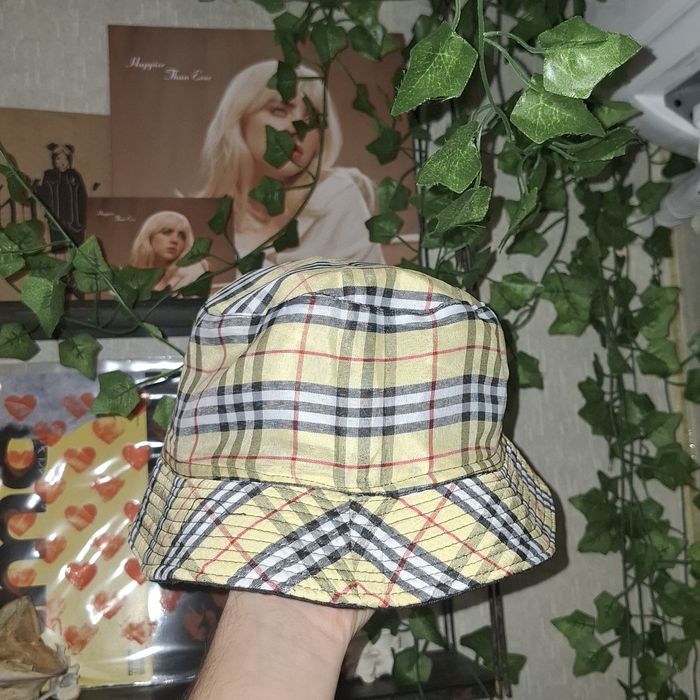 Billie Eilish шапка "идиотка", неофициален мърч