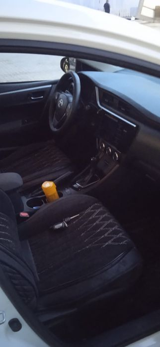 Toyota Corolla 2016 автомат