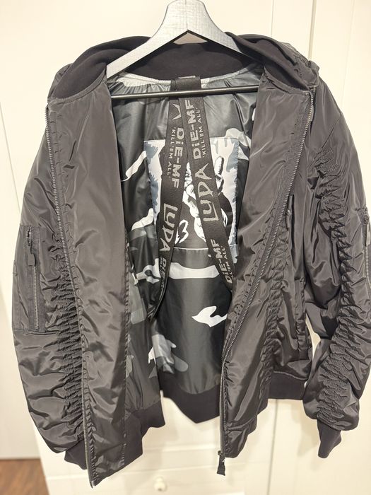 Яке тип Bomber - LUDA