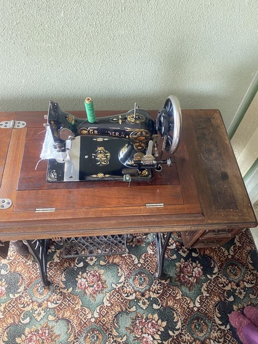 Masina de cusut Gritzner