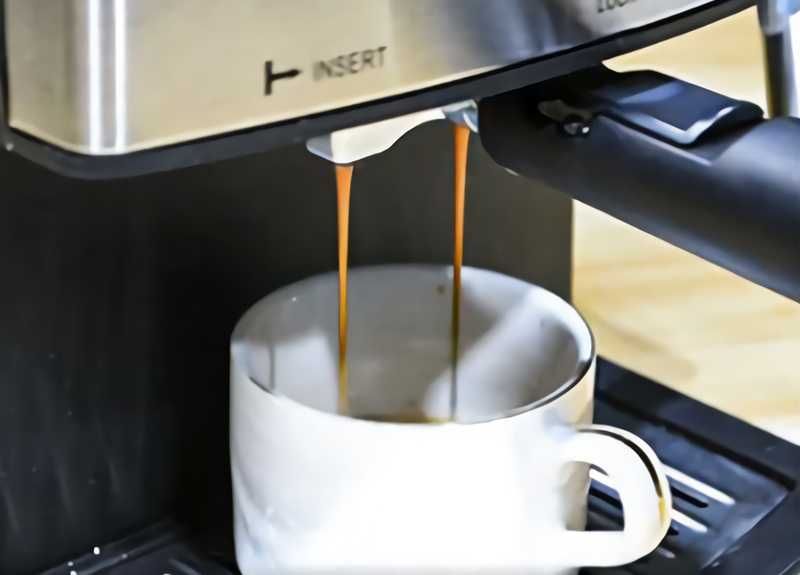 Кофемашина рожковая Barista