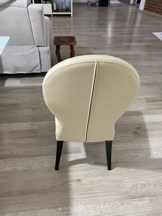 Vand set scaune lemn masiv