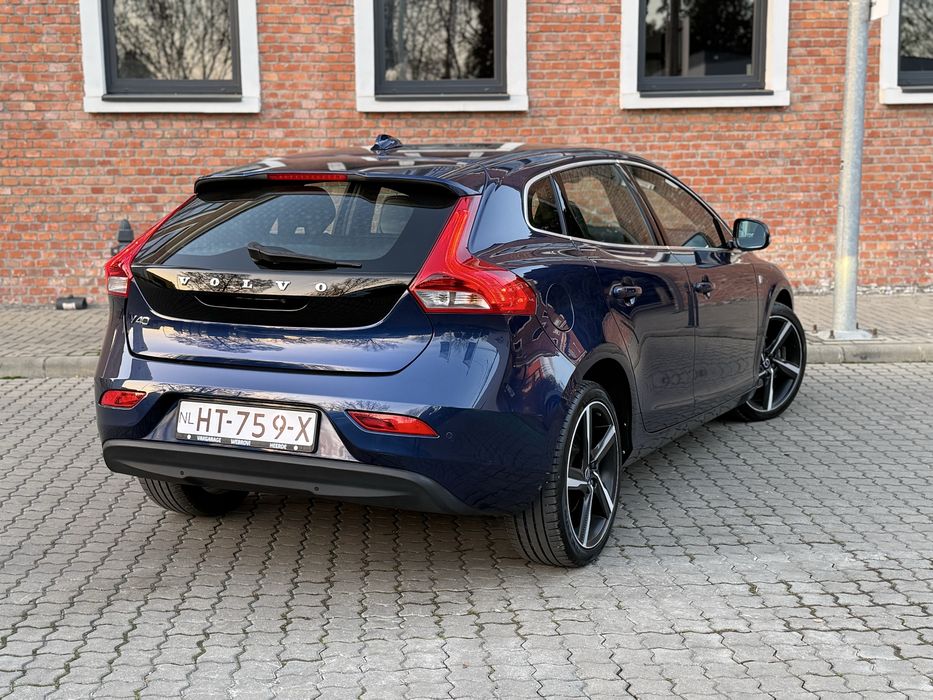 Volvo V40 D2 Euro 6 2.0 diesel Ocean Race Panoramic