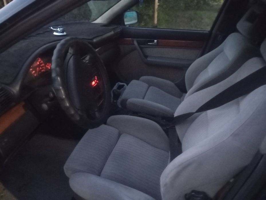 Продажа Ауди 100 с4