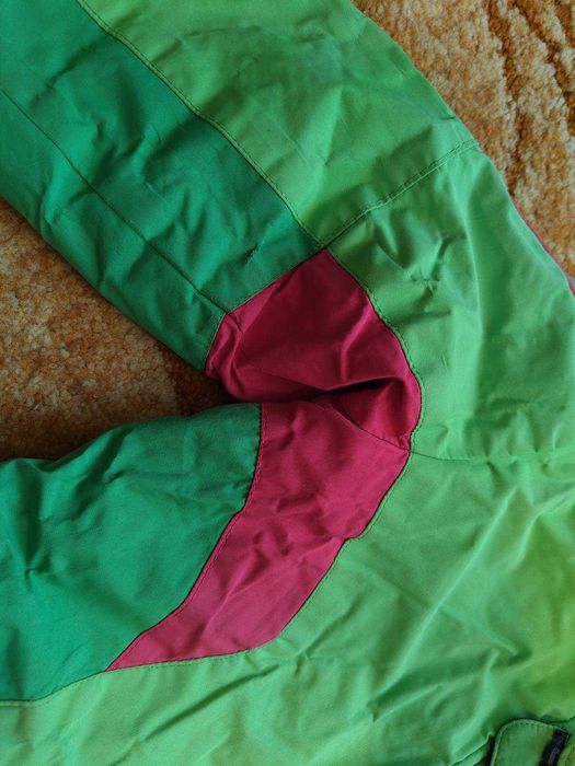 Детско зимно и скиорско яке 128