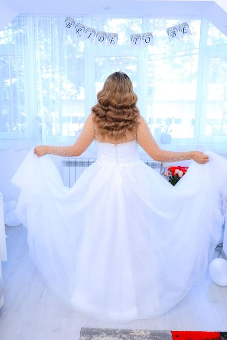 Vând rochie de mireasă