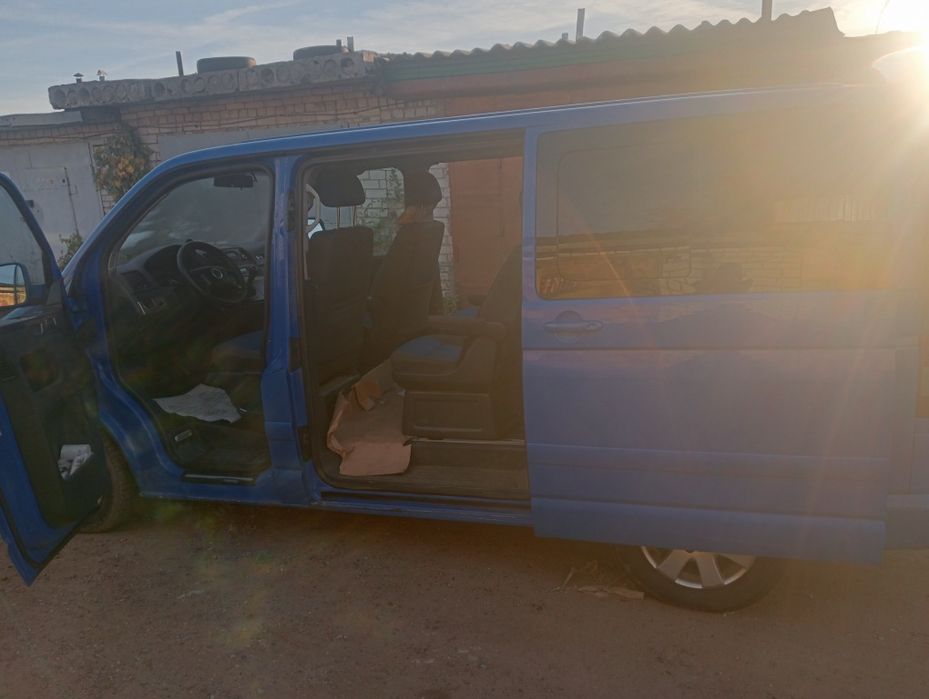 Продам  VW Мультивэн т5