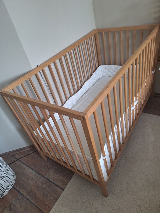 Кошара с двулицев матрак