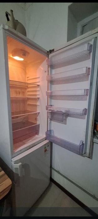 Холодильник бу маразильниги Гана истиди