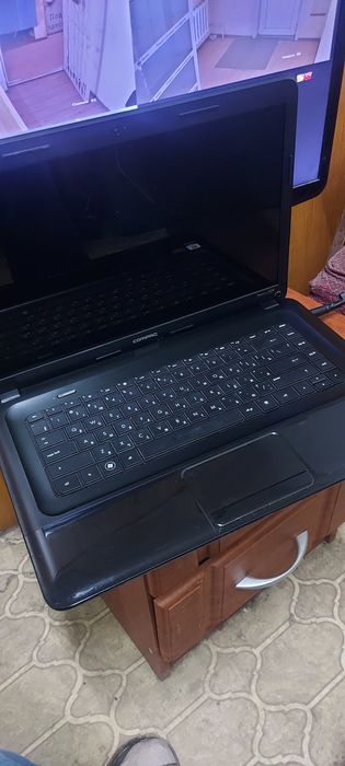 Продам ноутбук Compaq cq58.
