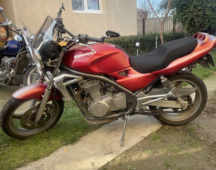 Moto Kawasaki ER-50