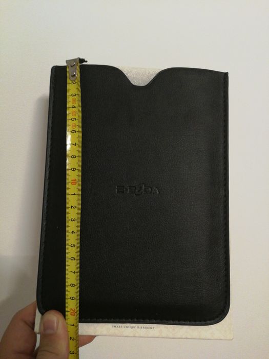 Husa universala tableta E-Boda Revo R93G noua Piele neagra, nu jucarie