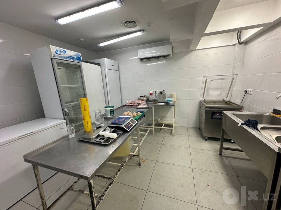 ЦУМ центр города , готовый кафе , ресторан