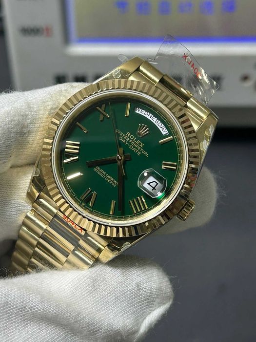 rolex day-date 40mm зелено / златист