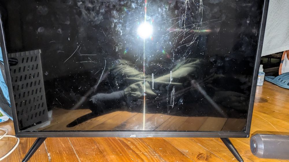 Телевизор JVC LT-32VAF3200 за части