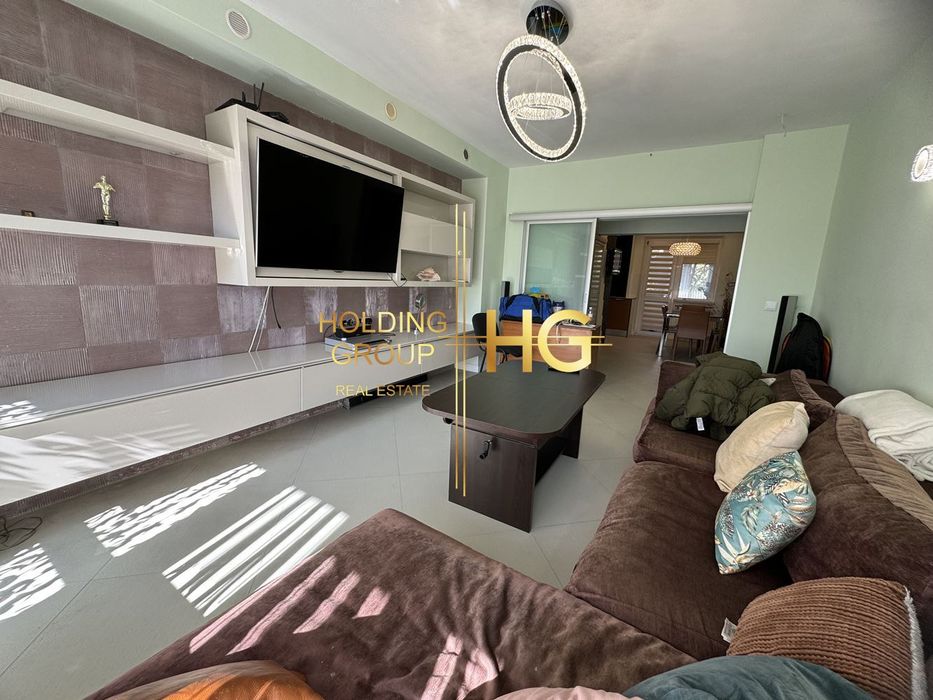 Продава се Четиристаен апартамент в Варна, Левски - 100 кв.м за 1800 €/кв.м - Снимка #1