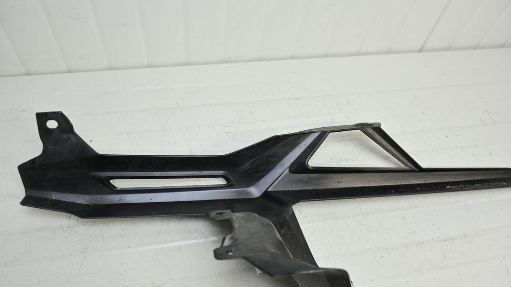 Plastic Protectie Lant BMW F900R F900XR 2019 - 2025