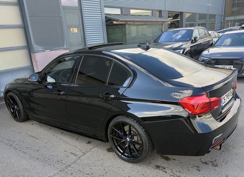 Добавки за Прагове BMW БМВ F30 F31 M-Performance – Черен гланц НА СКЛАД!
