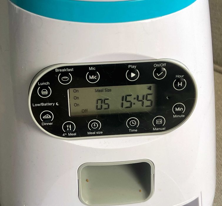 Aparat hranire automata pisici caini mici functional USB