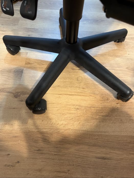 Scaun gaming negru