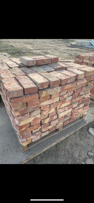 Продается бу красный кирпичь