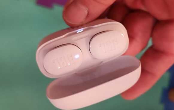 Слушалки JBL Tune 130NC Бели