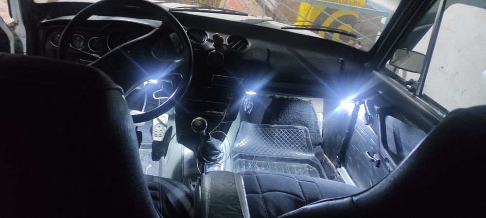 Jiguli srochna sotiladi