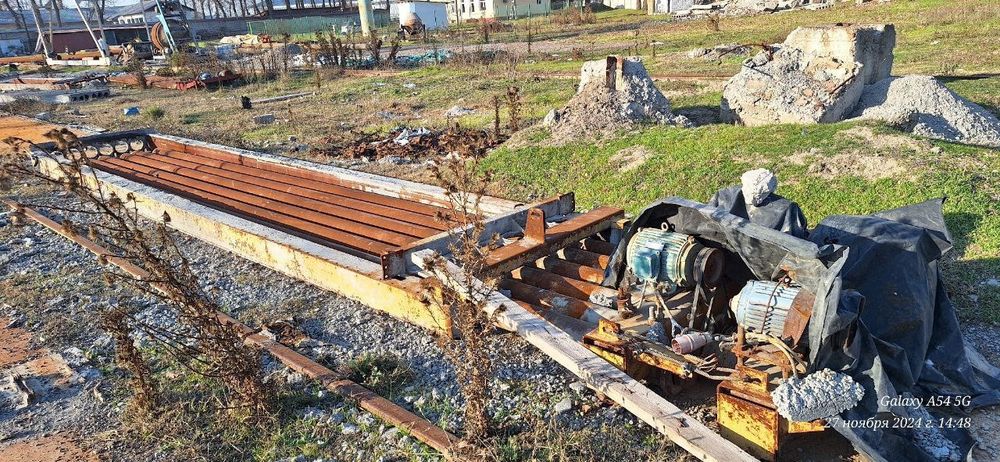 Козловой кран сотилади ва 200метр релиси билан