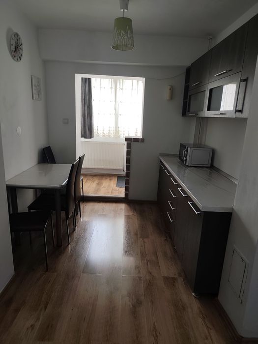 Apartament de închiriat