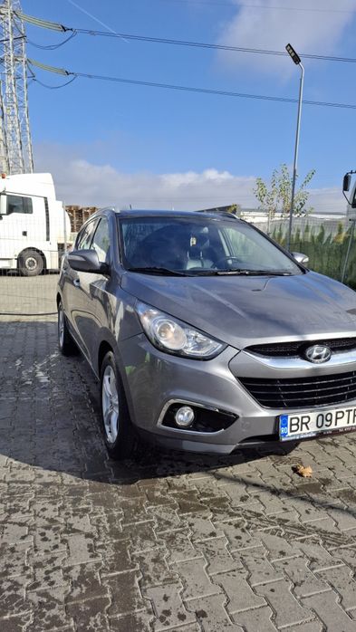 HYUNDAI ix35 2012 — imagine 2