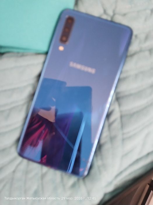 Телефоны мобильные