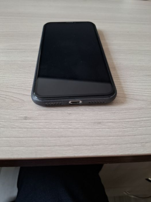 Продаётся iPhone xs