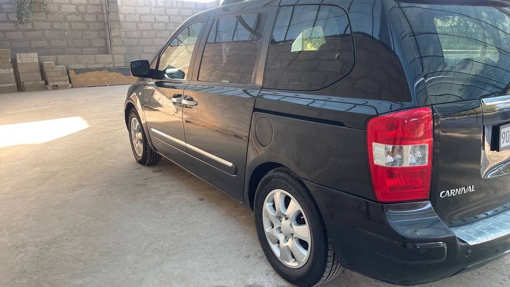 Kia carenval 2006