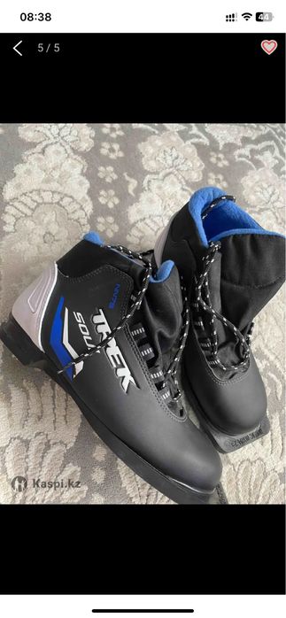 Продам лыжи .новые