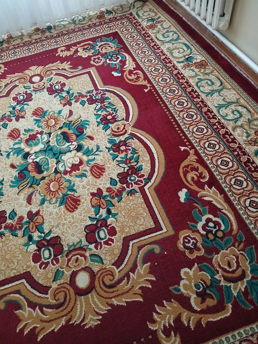 Gilam gulli naqshli 3 × 4
