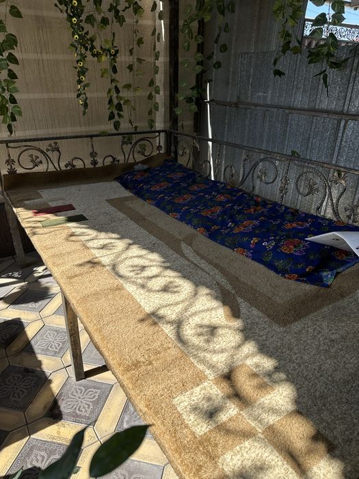 Продам топчан не дорого.