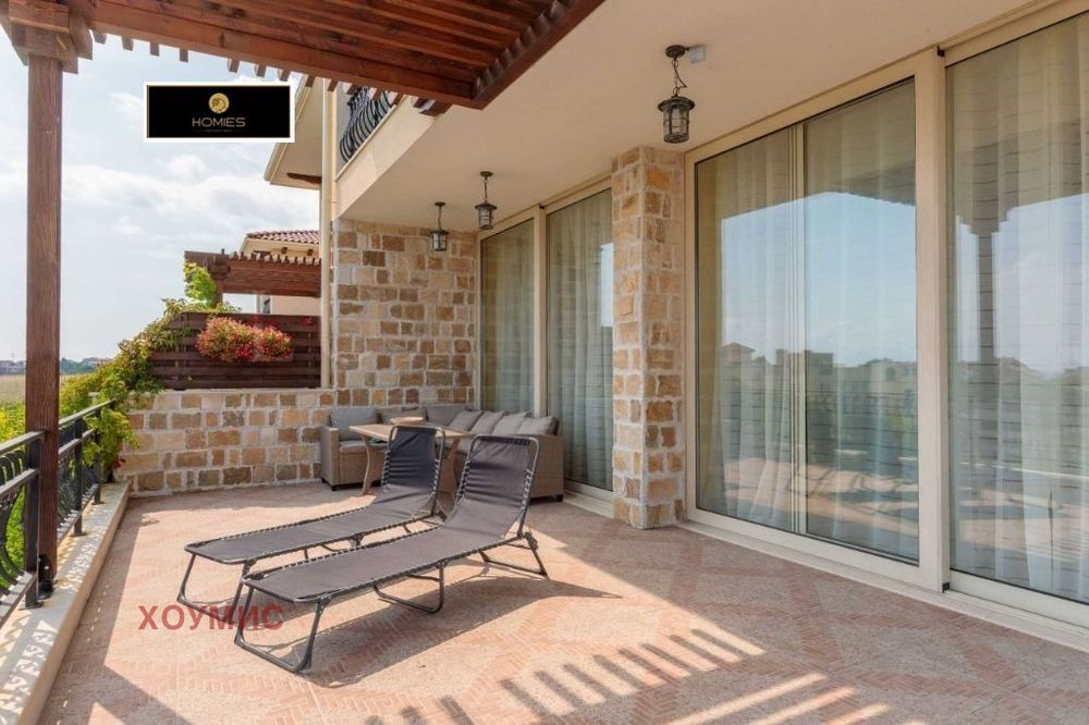 Продава се Къща в с. Лозенец, Област Бургас - 314 кв.м за 1752 €/кв.м - Снимка #1