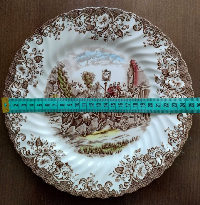 Чиния Johnson brothers coaching scenes