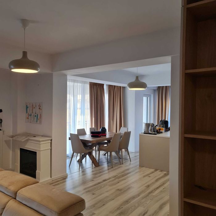Apartament 4 camere de vanzare Otopeni