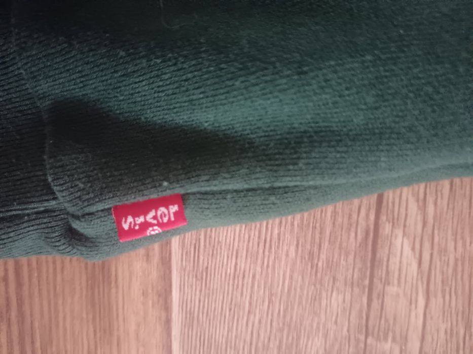 Levi's свитшот оригинал