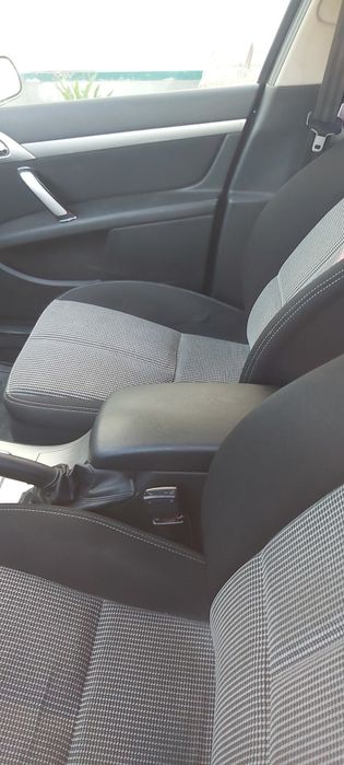 Peugeot 407  1.6HDI
