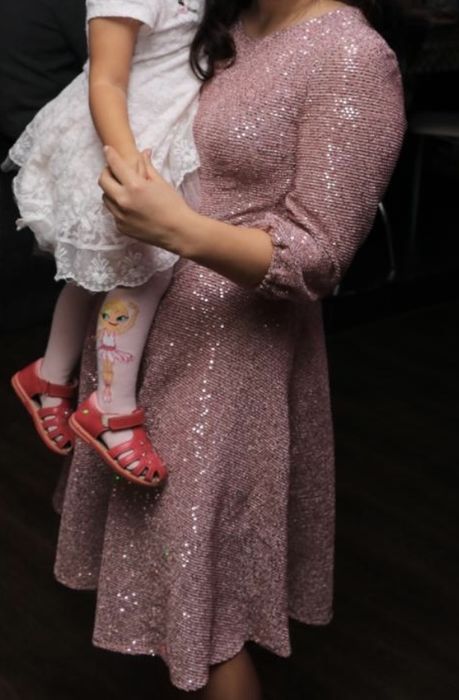 Женское платье вечернее