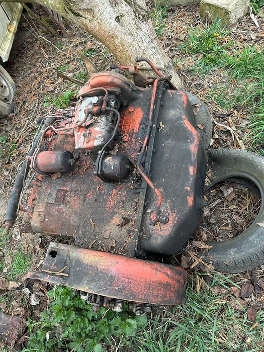 Vând motor BELARUS de 80 cai, funcțional