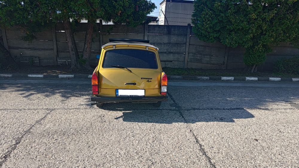 TRABANT 1.1 1990 — imagine 4