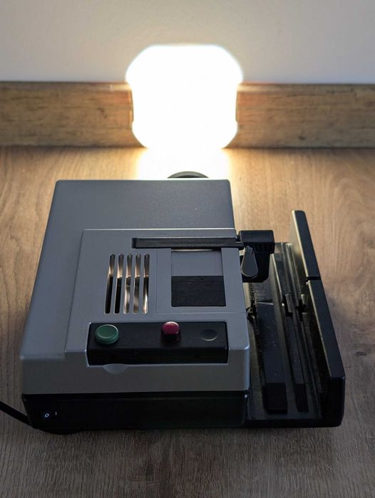 Vand urgent Leica Pradovit, 230 RON