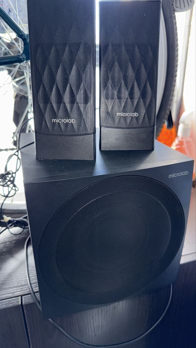 Продам аккустическую систему Microlab U300