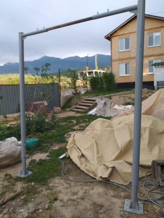 Продам опорные Стойки