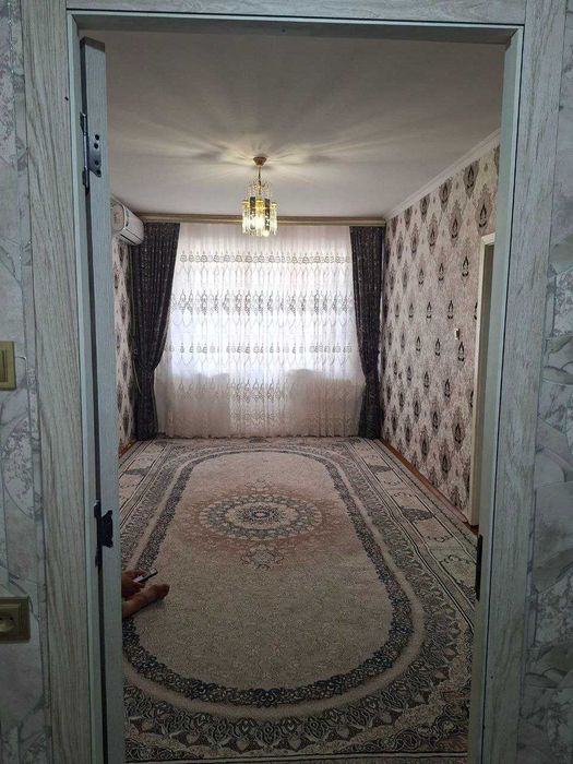 Navoiyda 2 xonali arzon  kvartira