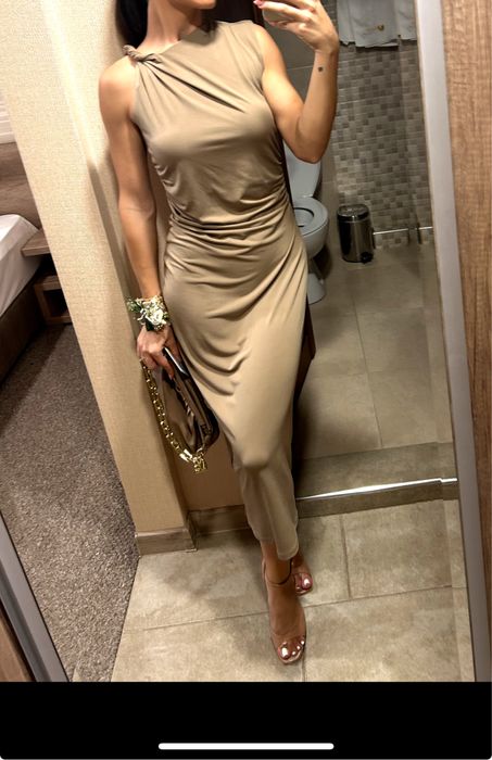 Дънкова пола Stradivarius и рокля  H&M